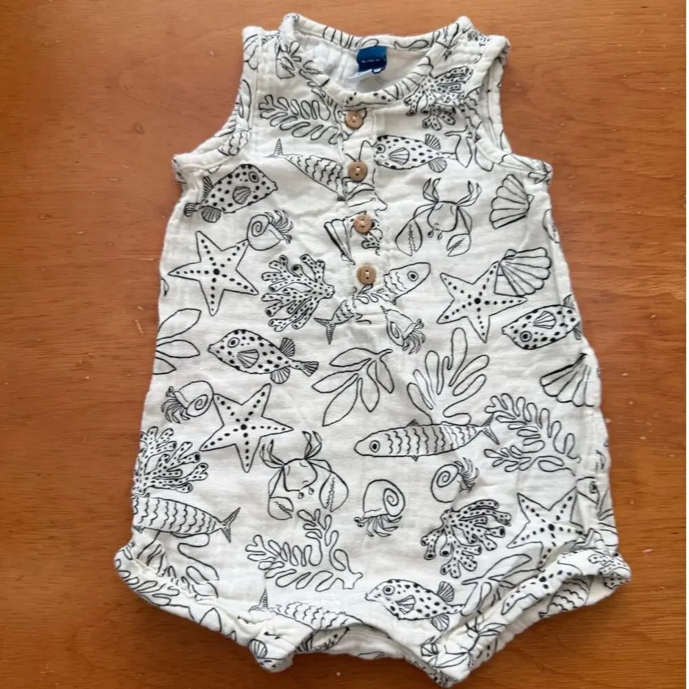 Old Navy Romper Muslin Black White Henley Button One Piece Outfit 6-12 Months